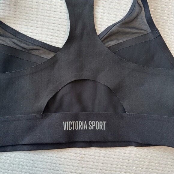 Victoria's Secret~Victoria Sport Incredible Ultra Light Blk Sport Bra Size XS - Picture 5 of 7